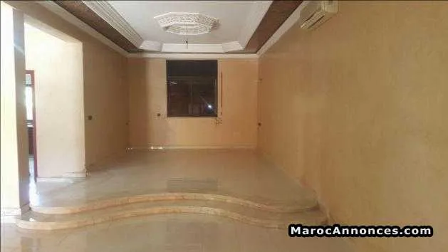 Villa à louer vide sur la route de casa - مراكش (2)