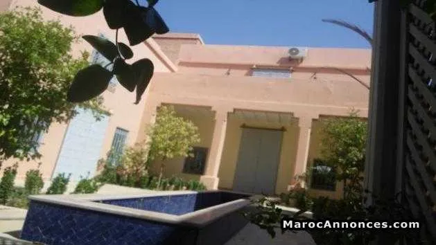 Riad a av mohamed 6 280m² - مراكش (2)