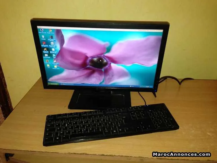 Pc bureau dell avec son table - الدار البيضاء (2)