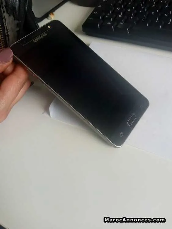 Samsung j5(6) - فاس (2)