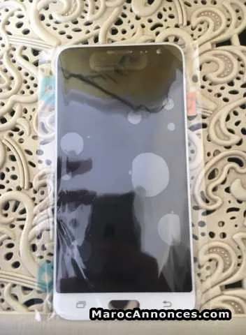 Afficheur lcd  galaxy j3 2016 - الدار البيضاء