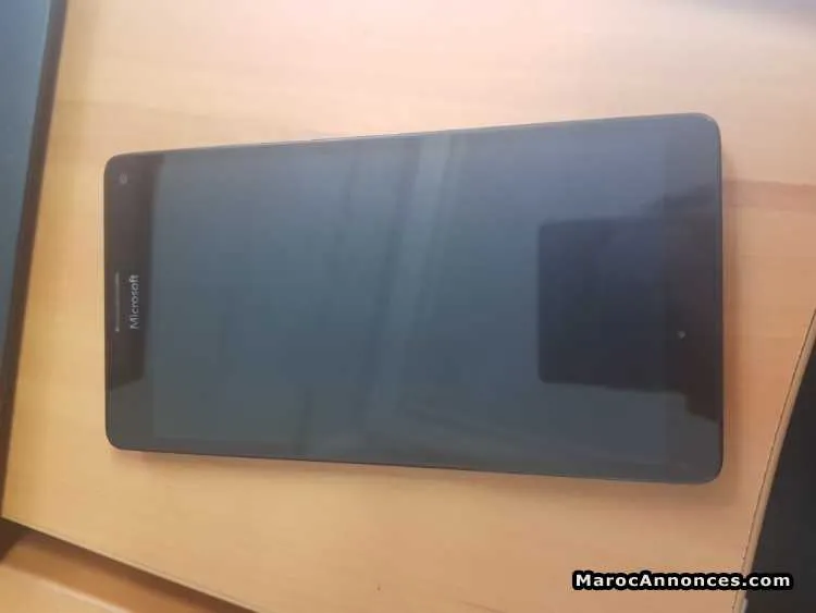 Lumia 950 xl - الدار البيضاء