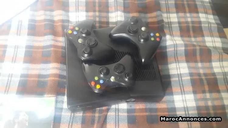 Xbox 360 slim 320 gb flashy - الدار البيضاء