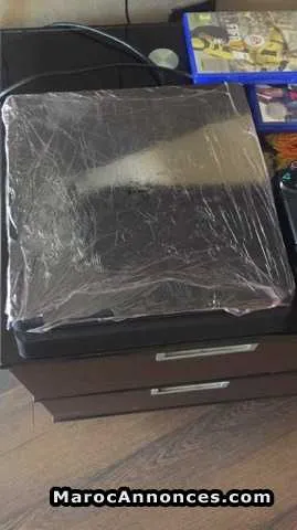 Playstation 4 slim - الدار البيضاء