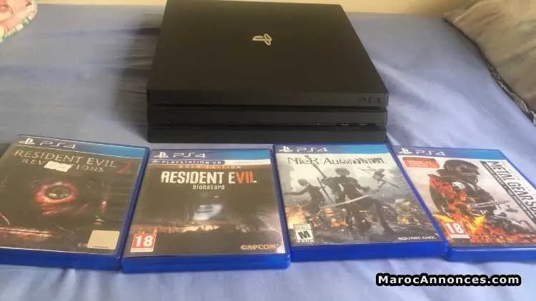 Ps4 pro avec cds de jeu - الدار البيضاء