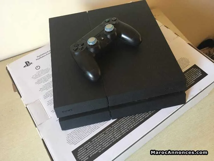 Ps4 fat 1216b 1to+manette+compte avec deux jeux - أكادير (3)