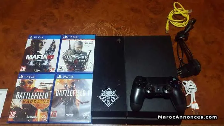 Ps4 avec 4 jeux - الرباط