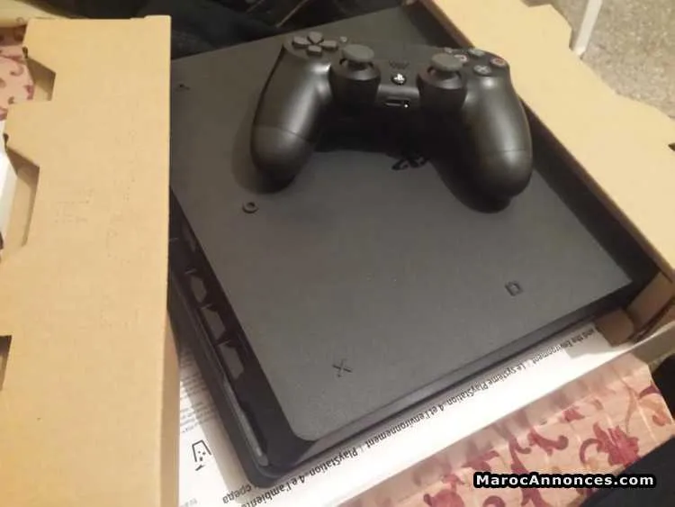 Playstation 4 slim - أكادير