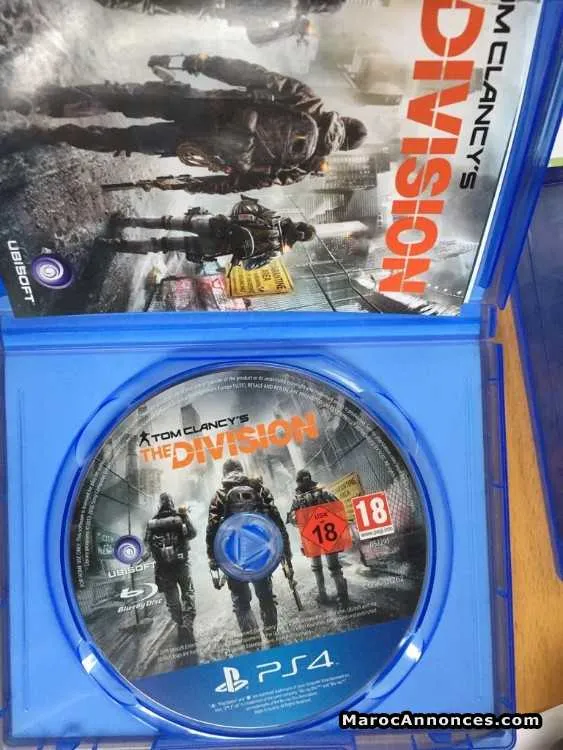Ps4 500gb tres bonne etat et 2 jeux - الدار البيضاء (2)
