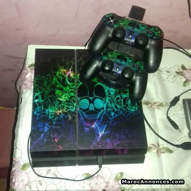 Ps4 + 16 jeux - الدار البيضاء