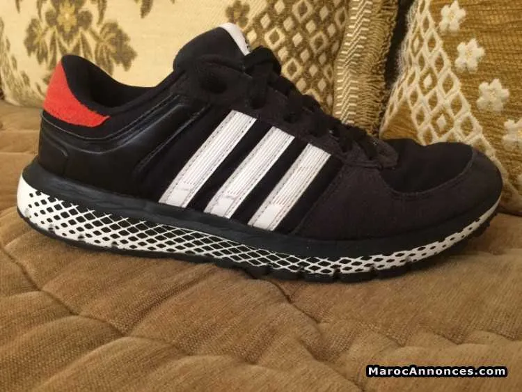 Espadrille adidas taille 42 - الدار البيضاء