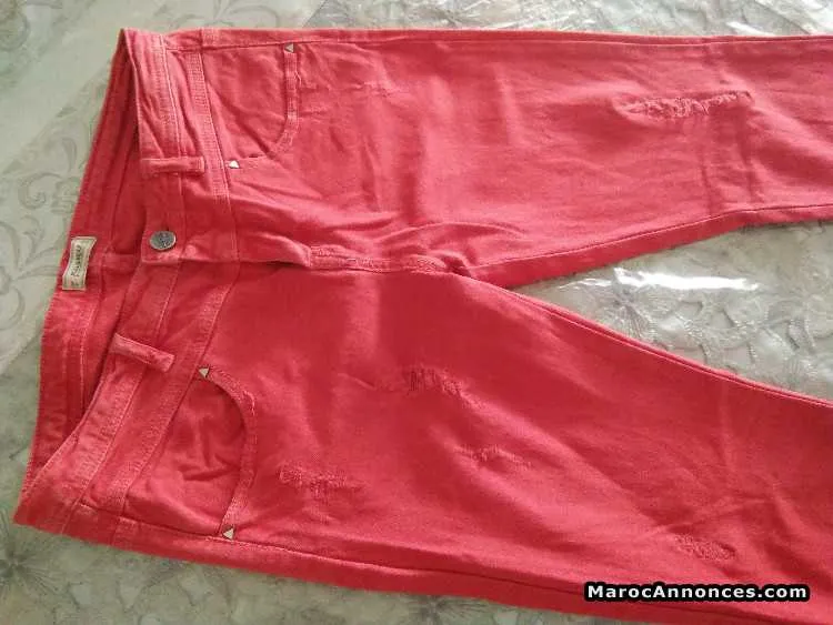Pantalon rouge pull and bear 38 - الرباط (2)