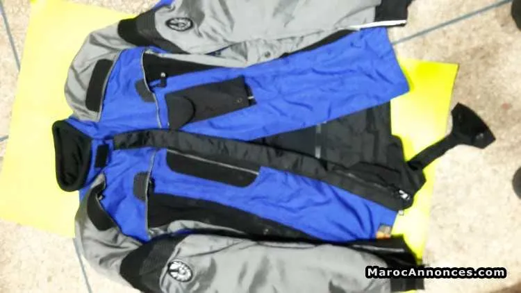 Jaquette pour moto - أكادير (2)