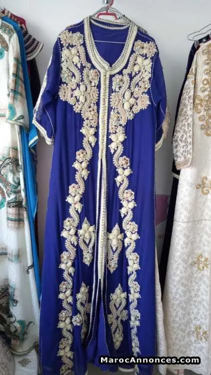 Tekchita / caftan - تمارة