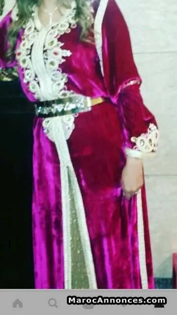 Caftan en velour de soie - الدار البيضاء