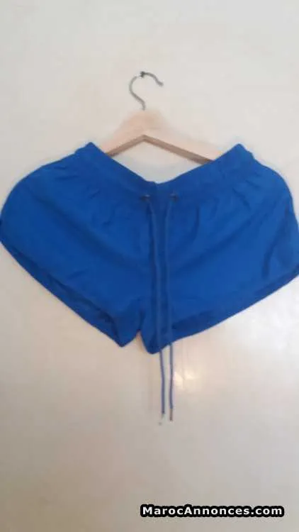 Tenue de surf-taille m-vide dressing - الدار البيضاء (2)