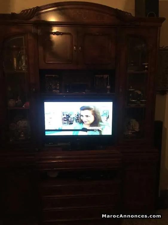 Bibliothèque vitrine tv - الدار البيضاء