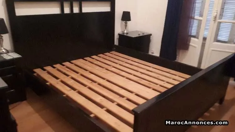 Chambre a coucher bois massif acajou - الدار البيضاء