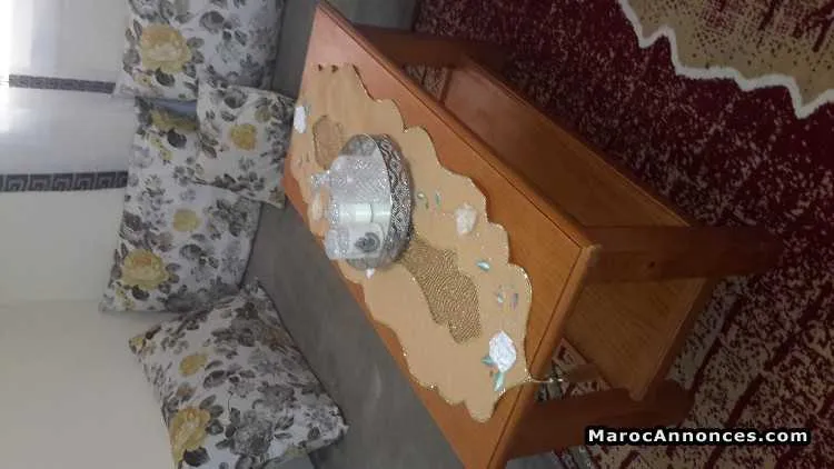 Table a vendre - وجدة