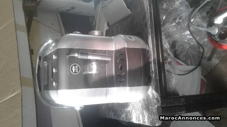 Machine à café a modo mio lavazza - الدار البيضاء