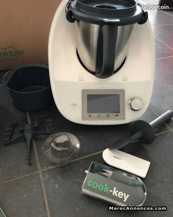 Robot thermomix tm5 connecté et garanti - سلا (2)