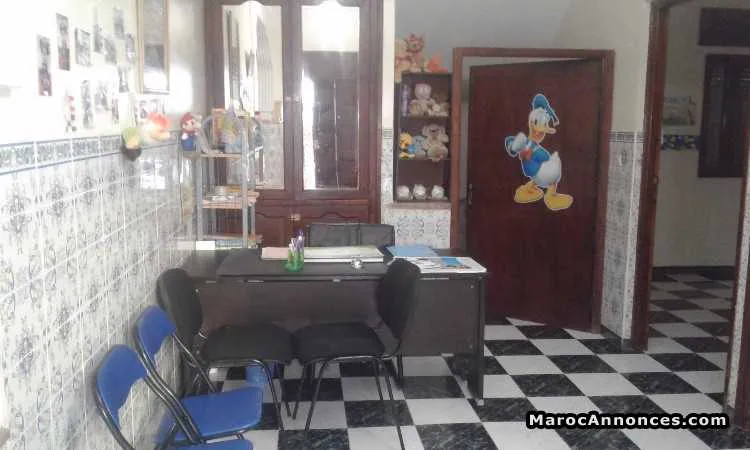 bureau+6 tables+tableau à vendre - طنجة