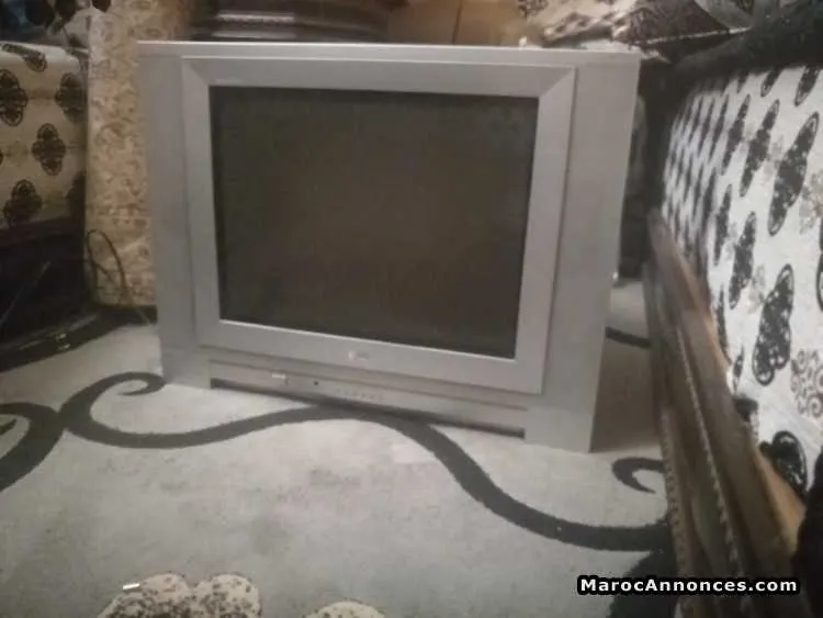 Télévision lg 21 pouces écran plat - الدار البيضاء