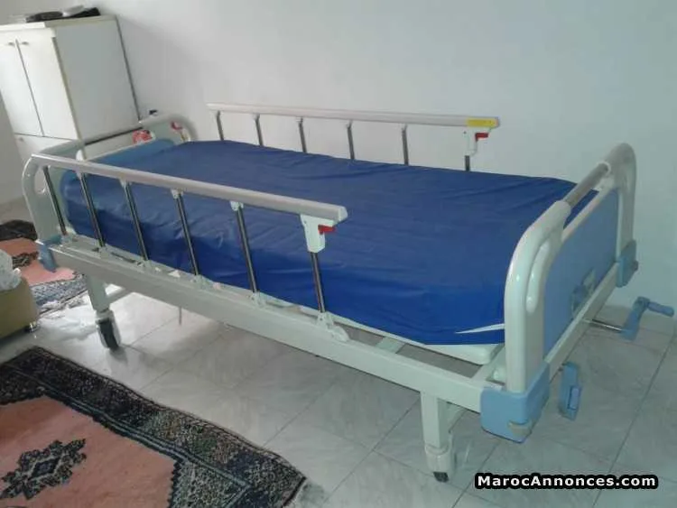 Un lit medical - الرباط (2)