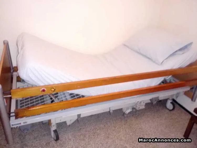 Lit médical et matelas anti-escarres - الدار البيضاء (2)