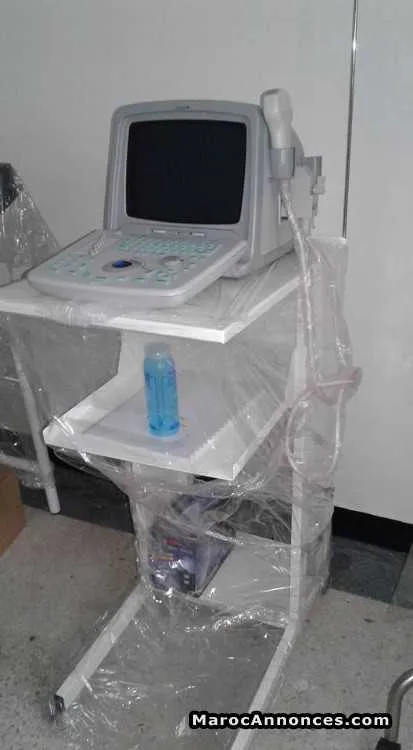 Echographe portable sur chariot - الرباط