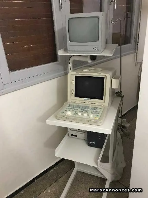 echographie de marque siui  cts-385 + (hitachi) - الرباط