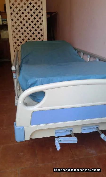 Lit hospitalier - الدار البيضاء