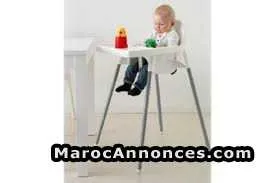 Chaise à manger pour bébé avec tapis en savoir plu - الدار البيضاء