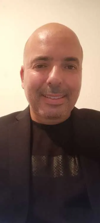 Professeur de théâtre, formateur en soft skills - المحمدية