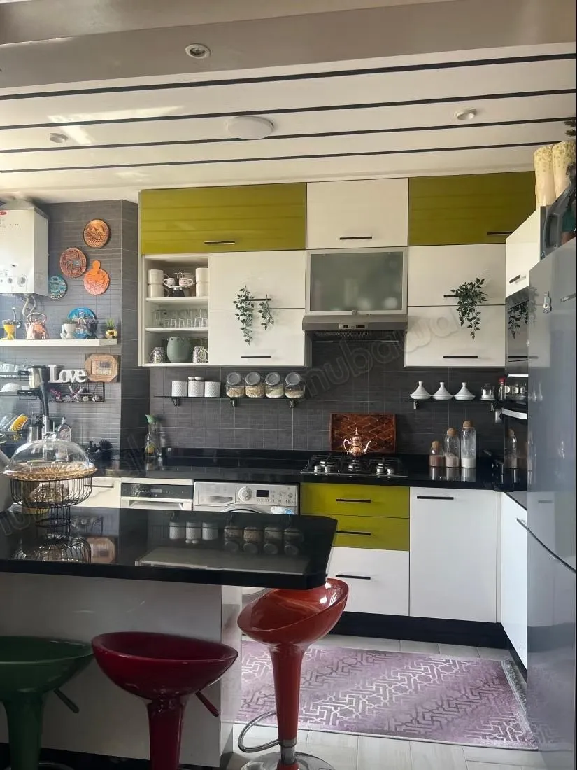 Appartement en vente à Bouskoura. 1 Pièce. Meublé - بوسكورة