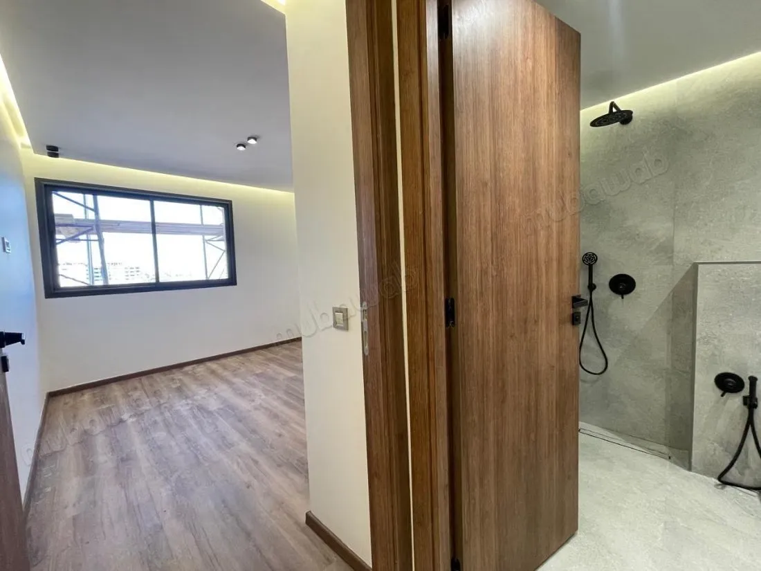 Studio haut standing vue sur piscine - مراكش