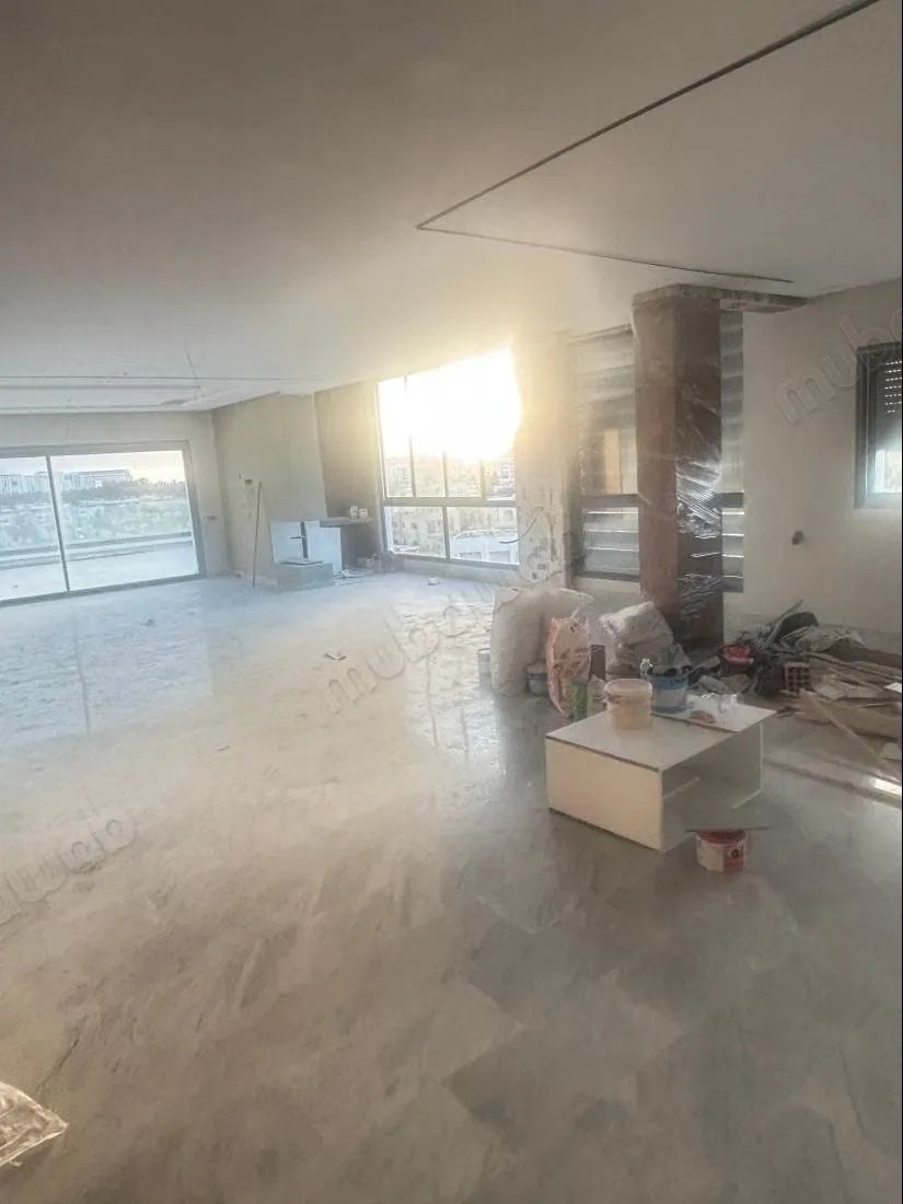 Appartement à l'achat à Riyad. 7 pièces. Porte blindée, sécu... - الرباط (2)