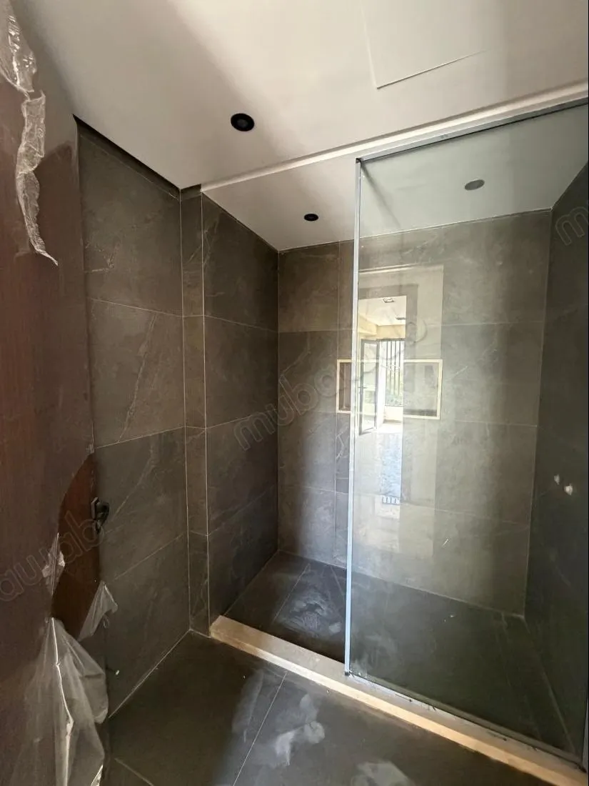 Studio haut standing a saisir - الدار البيضاء (3)