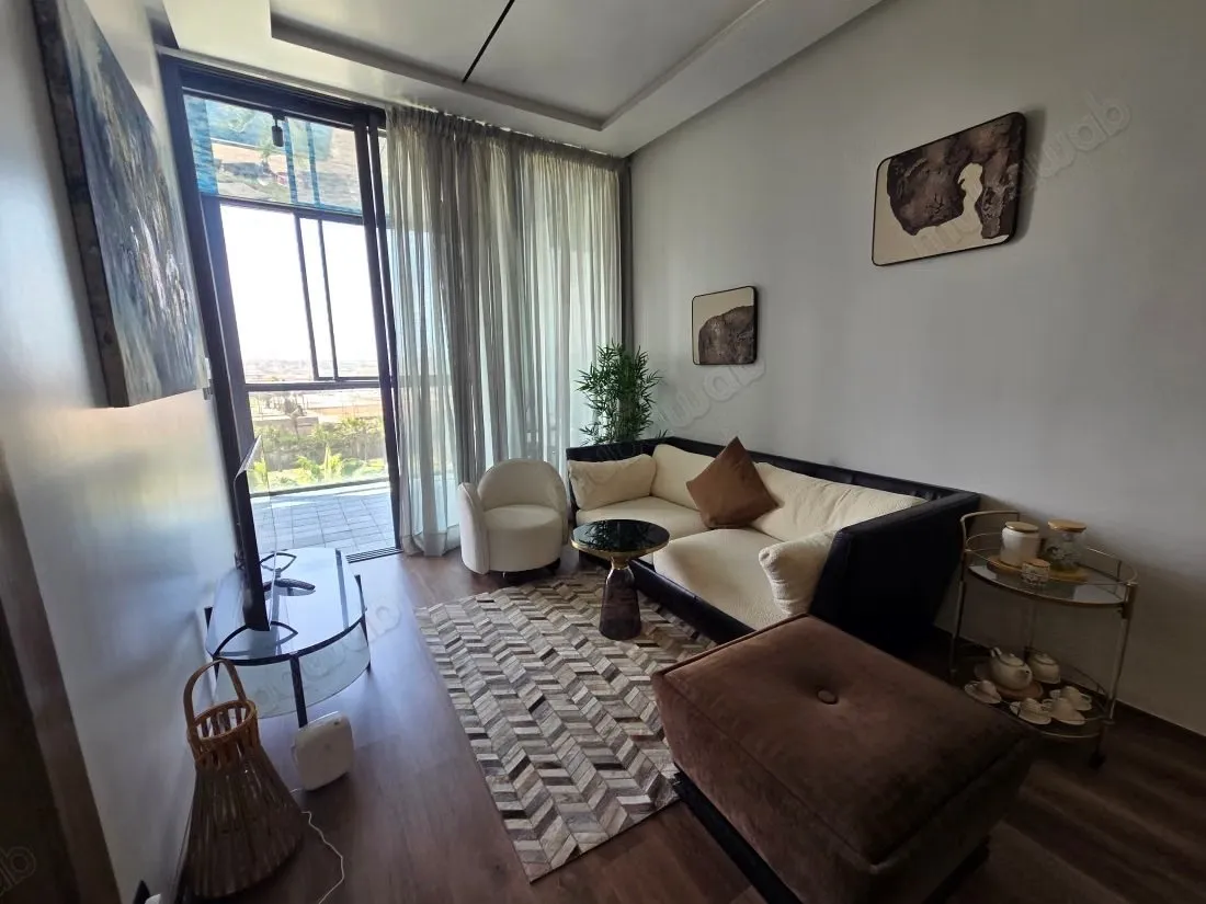 Spacio studio vue sur piscine en vente à Pesatana - الدار البيضاء (3)