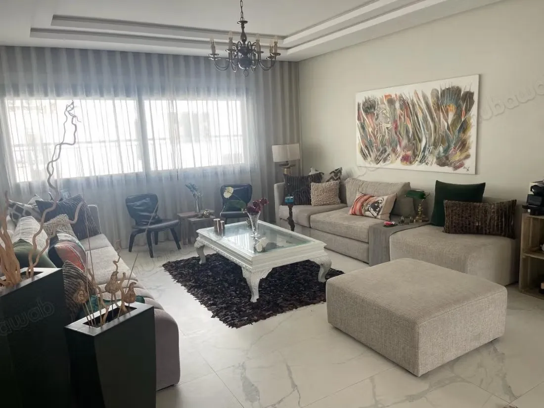 À vendre duplex terasse étage élevé à qrt racine - الدار البيضاء