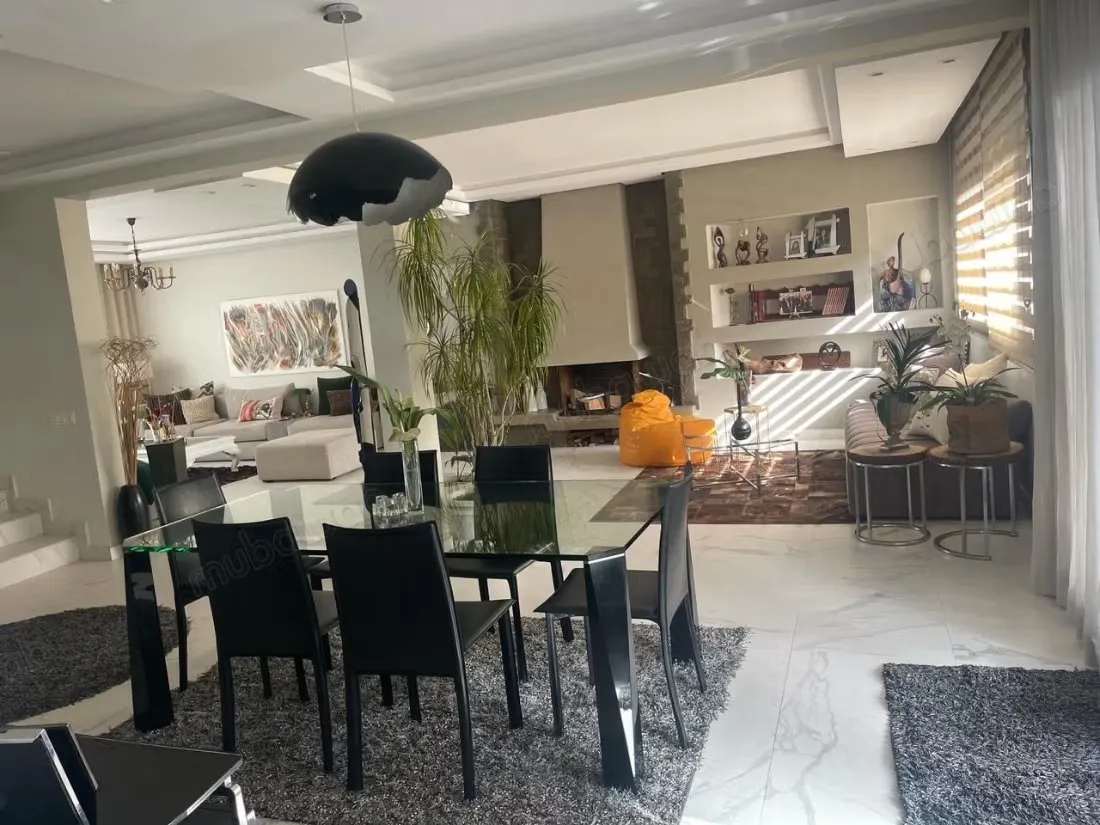À vendre duplex terasse étage élevé à qrt racine - الدار البيضاء (2)