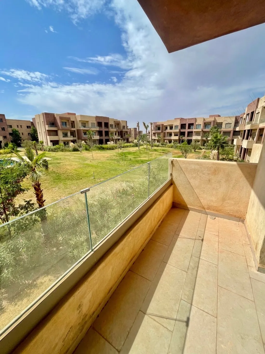App Neuf vue sur Piscine - مراكش (2)
