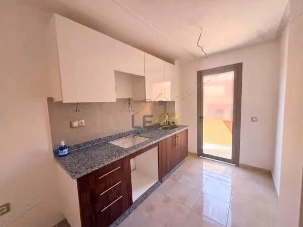 Appartement 2 Chambres À Vendre – Abwab Guéliz - مراكش (2)