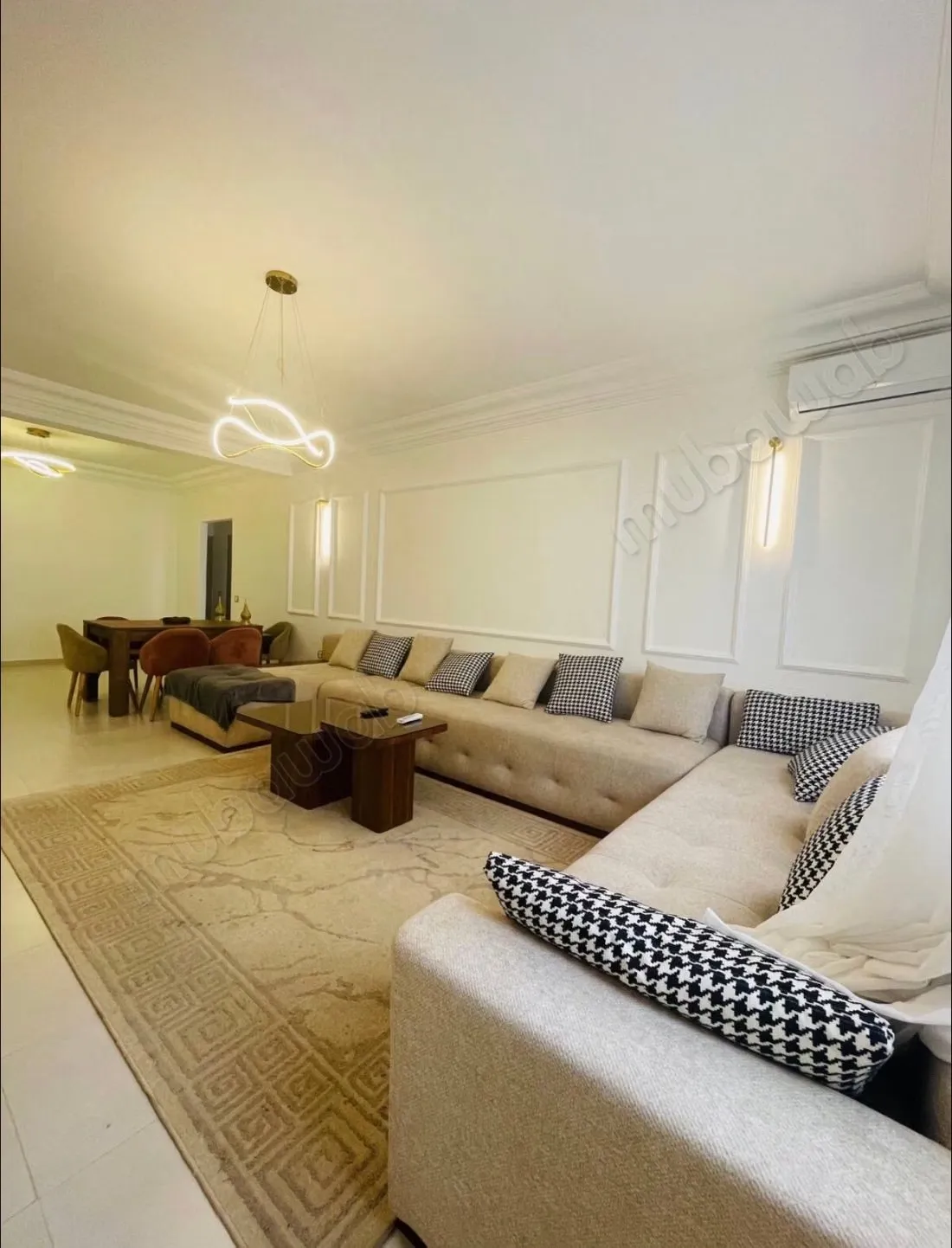 Superbe appartement à louer à Riyad. 3 chambres. Bien meublé - الرباط