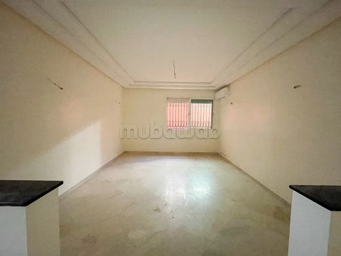 À vendre Appartement avec grande terrasse Victor Hugo Marrak... - مراكش (3)