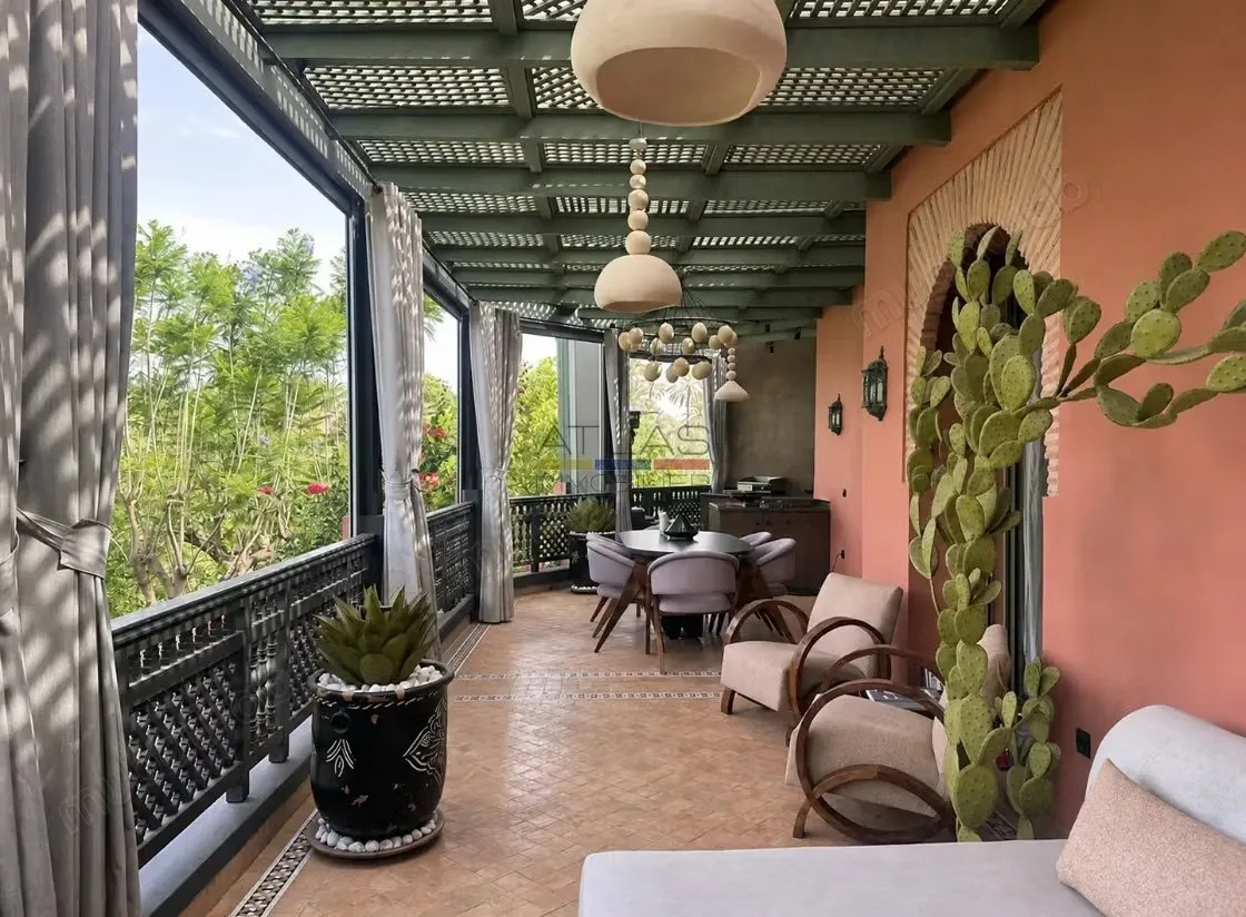 Appartement rénové avec vaste terrasse Palmeraie - مراكش