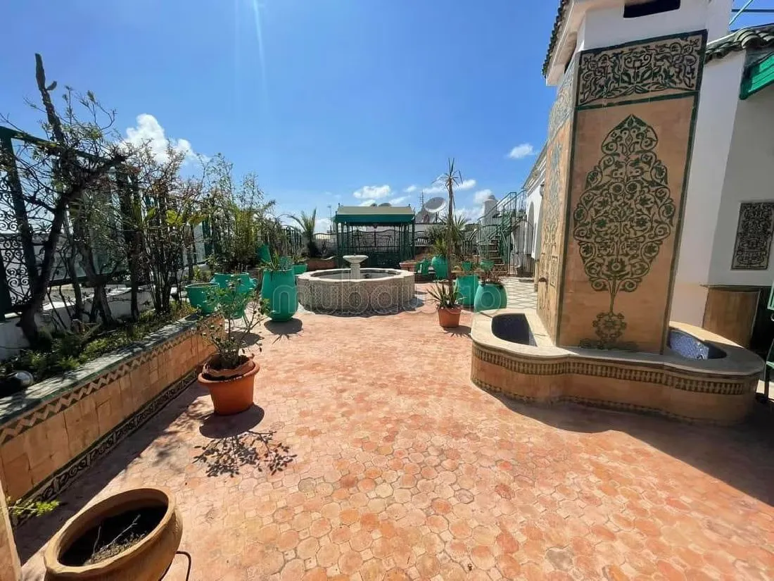 Appartement à l'achat à Racine. 5 chambres. Terrasse et asce... - الدار البيضاء