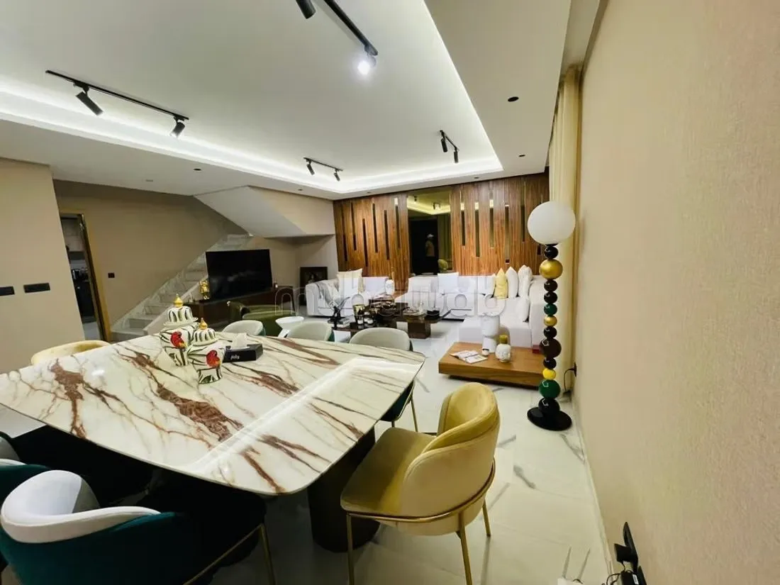Trés beau duplex à vendre à la ville verte - بوسكورة (2)