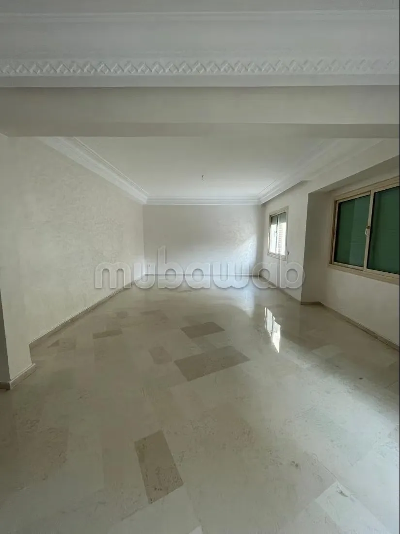 Bel appartement à vendre à 2 pas de la courniche Ain Diab - الدار البيضاء (2)