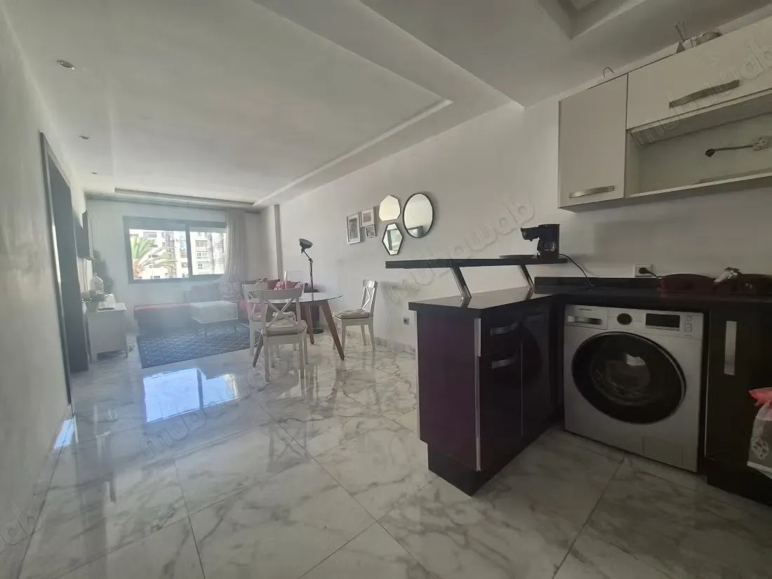À vendre – Studio avec balcon Gauthier - الدار البيضاء